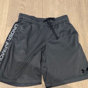 Under armor dark grey boys joggers